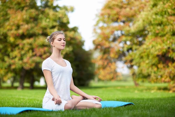 Which Yoga Asanas Are Beneficial for Managing Sciatica Pain?